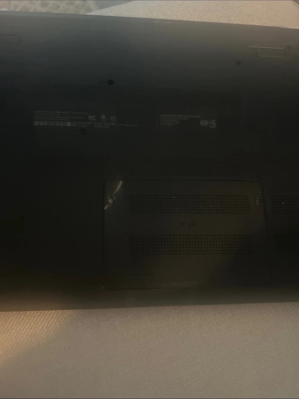 HP Black Touchscreen Laptop with Full Keyboard Numeric Keypad Model: 15-1010wm